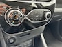 Renault Clio 0.9 TCe Intens / CLIMATE CONTROL / PARKEERSENOREN VOOR EN ACHTER + CAMERA / BLUETOOTH / CRUISE CONTROL / NAVIGATIE