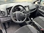 Renault Clio 0.9 TCe Intens / CLIMATE CONTROL / PARKEERSENOREN VOOR EN ACHTER + CAMERA / BLUETOOTH / CRUISE CONTROL / NAVIGATIE
