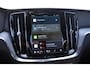 Volvo V60 T6 350PK Automaat AWD Plus Dark / Adaptieve cruise control / BLIS / 19” velgen / Parkeersensoren met camera / Elektrische achterklep / Adaptieve koplampen / Apple carplay / Elektrische stoelen / Harman Kardon Audio / Keyless entry / stoel - en stuurwielverwarming