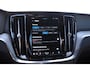 Volvo V60 T6 350PK Automaat AWD Plus Dark / Adaptieve cruise control / BLIS / 19” velgen / Parkeersensoren met camera / Elektrische achterklep / Adaptieve koplampen / Apple carplay / Elektrische stoelen / Harman Kardon Audio / Keyless entry / stoel - en stuurwielverwarming