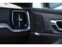 Volvo V60 T6 350PK Automaat AWD Plus Dark / Adaptieve cruise control / BLIS / 19” velgen / Parkeersensoren met camera / Elektrische achterklep / Adaptieve koplampen / Apple carplay / Elektrische stoelen / Harman Kardon Audio / Keyless entry / stoel - en stuurwielverwarming