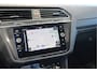 Volkswagen Tiguan 1.4 TSI eHybrid 3X R-LINE pano leer camera trekhaak 20 inch !!