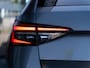 Skoda Superb Combi 1.5 TSI ACT Limited Sportline | Trekhaak (afneembaar) | LED Koplampen | Adaptieve Cruise Control | Climate Control | Metallic Lak | Camera | Stoelverwarming Voor & Achter | 18'' Lichtmetalen Velgen |