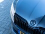 Skoda Superb Combi 1.5 TSI ACT Limited Sportline | Trekhaak (afneembaar) | LED Koplampen | Adaptieve Cruise Control | Climate Control | Metallic Lak | Camera | Stoelverwarming Voor & Achter | 18'' Lichtmetalen Velgen |