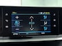 Peugeot e-208 EV Style 50 kWh 136pk | Navigatie | Climate Control | Cruise Control | Parkeersensoren | Apple Carplay / Android Auto | DAB+ radio | Bluetooth | Keyless start | Elektrisch inklapbare spiegels | Armsteun | Led koplampen | Donker getint glas | 16" lichtmetalen velgen |