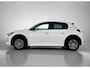 Peugeot e-208 EV Style 50 kWh 136pk | Navigatie | Climate Control | Cruise Control | Parkeersensoren | Apple Carplay / Android Auto | DAB+ radio | Bluetooth | Keyless start | Elektrisch inklapbare spiegels | Armsteun | Led koplampen | Donker getint glas | 16" lichtmetalen velgen |