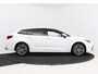 Toyota Corolla Touring Sports Hybrid 140 Dynamic Limited Blind Spot monitor | Parkeersensoren voor + achter | Stoelverwarming | Stuurwiel verwarmd |