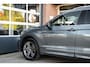 Volkswagen Tiguan Allspace 1.5 TSI Highline Business R-line | Panorama | Massage | Keyless | Adap. cruise | Virual cockpit | Camera | NL-Auto | 7-persoons | DSG | 19' inch |