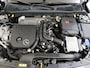 Mercedes-Benz A-klasse 180 Star Edition LIMITED Distronic - Dodehoekassistent - Stoelverwarming - Achteruitrijcamera - Carplay