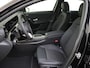 Mercedes-Benz A-klasse 180 Star Edition LIMITED Distronic - Dodehoekassistent - Stoelverwarming - Achteruitrijcamera - Carplay