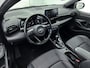 Toyota Yaris 1.5 Hybrid Executive Limited | Panoramadak | 17 inch LM-velgen | Half lederen bekleding | Getinte ramen achter |