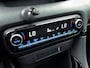 Toyota Yaris 1.5 Hybrid Executive Limited | Panoramadak | 17 inch LM-velgen | Half lederen bekleding | Getinte ramen achter |