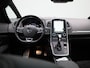 Renault Grand Scenic TCe 160 EDC GPF Black Edition 7P | 7-ZITS | ACHTERUITRIJCAMERA | HALF LEDER INTERIEUR | PANORAMADAK | NAVIGATIE | CLIMATE CONTROL | PARKEERSENSOREN | STOELVERWARMING |