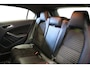 Mercedes-Benz A-klasse 180/ AMG-line/ Panoramaschuifdak/ Sfeerverlichting