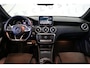 Mercedes-Benz A-klasse 180/ AMG-line/ Panoramaschuifdak/ Sfeerverlichting