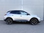 Opel Grandland 1.2 Turbo GS Line Black Pack| Parkeersensoren voor en achter| Camera| digitale cockpit| Metalliclak| Two Color| Navigatie| Telefoon voorbereiding