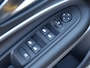 Jeep Avenger 54 kWh Summit | Navigatie | LEER | Stoelverwarming | Achteruitrijcamera | Apple Carplay/Android Auto