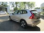 Volvo XC60 T6 AWD PIH AUT. | PLUS DARK | 360GR. CAMERA | LEER