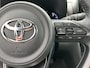 Toyota Yaris Cross 1.5 Hybrid Executive | Navigatie | Stoel- + stuurverwarming | Camera's rondom | 18 inch LM-velgen |