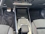 Mercedes-Benz GLA 200 Business Solution AMG automaat /wegklapbare trekhaak / panoramadak / stoelen met memory