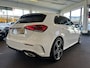 Mercedes-Benz A-klasse 200 Premium Plus AMG | Panoramadak | Sfeerverlichting | Volledig digital dashboard | Lederen/Alcantara bekleding | Adaptieve demping | Lane assist | Cruise control | Climate control | Stoelverwarming | Navigatie | 18''INCH