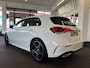 Mercedes-Benz A-klasse 200 Premium Plus AMG | Panoramadak | Sfeerverlichting | Volledig digital dashboard | Lederen/Alcantara bekleding | Adaptieve demping | Lane assist | Cruise control | Climate control | Stoelverwarming | Navigatie | 18''INCH