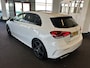 Mercedes-Benz A-klasse 200 Premium Plus AMG | Panoramadak | Sfeerverlichting | Volledig digital dashboard | Lederen/Alcantara bekleding | Adaptieve demping | Lane assist | Cruise control | Climate control | Stoelverwarming | Navigatie | 18''INCH