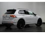 Volkswagen Tiguan R-Line 2.0 TSI 190 pk 4Motion 7-DSG | Trekhaak wegklapbaar | Achteruitrijcamera | Elektrisch glazen panorama-dak |