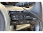 Toyota Yaris 1.5 Hybrid Executive / Nederlandse Auto / Navigatie / Apple Car Play / Afneembare trekhaak / Stoelverwarming / Adatieve Cruise Control / 17 inch Licht Metalen Velgen / Keyless Entry & Keyless Start / Head-Up display /