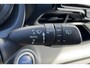 Toyota Yaris 1.5 Hybrid Executive / Nederlandse Auto / Navigatie / Apple Car Play / Afneembare trekhaak / Stoelverwarming / Adatieve Cruise Control / 17 inch Licht Metalen Velgen / Keyless Entry & Keyless Start / Head-Up display /