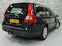 Volvo V70 2.0F Momentum* Navi*PDC*Leder*Trekhaak*Climate*!