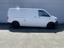 Volkswagen Transporter 2.0 TDI L2H1 DSG airco cruise 1 eigenaar. Volkswagen Transporter 2.0 TDI L2H1 DSG  airco cruise 1 eigenaar.