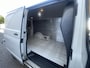 Volkswagen Transporter 2.0 TDI L2H1 DSG airco cruise 1 eigenaar. Volkswagen Transporter 2.0 TDI L2H1 DSG  airco cruise 1 eigenaar.