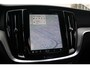 Volvo V60 T6 Plug-in hybrid AWD Essential Edition | Verwarmbare voorstoelen en achterbank | Verwarmbaar stuurwiel  | Park Assist voor + achter | Parkeercamera achter | Adaptieve Cruise Control met Pilot Assist | Blind Spot Information System | Apple carplay/Android auto | 18 inch Lichtmetalen velgen | Lederen Bekleding |