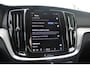 Volvo V60 T6 Plug-in hybrid AWD Essential Edition | Verwarmbare voorstoelen en achterbank | Verwarmbaar stuurwiel  | Park Assist voor + achter | Parkeercamera achter | Adaptieve Cruise Control met Pilot Assist | Blind Spot Information System | Apple carplay/Android auto | 18 inch Lichtmetalen velgen | Lederen Bekleding |
