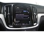 Volvo V60 T6 Plug-in hybrid AWD Essential Edition | Verwarmbare voorstoelen en achterbank | Verwarmbaar stuurwiel  | Park Assist voor + achter | Parkeercamera achter | Adaptieve Cruise Control met Pilot Assist | Blind Spot Information System | Apple carplay/Android auto | 18 inch Lichtmetalen velgen | Lederen Bekleding |