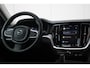 Volvo V60 T6 Plug-in hybrid AWD Essential Edition | Verwarmbare voorstoelen en achterbank | Verwarmbaar stuurwiel  | Park Assist voor + achter | Parkeercamera achter | Adaptieve Cruise Control met Pilot Assist | Blind Spot Information System | Apple carplay/Android auto | 18 inch Lichtmetalen velgen | Lederen Bekleding |