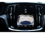 Volvo V60 T6 350PK Plug-in hybrid AWD Essential Edition | Adaptieve Cruise Control met Pilot Assist | Verwarmbare voorstoelen + stuurwiel | High Performance Audiosysteem | Park Assist voor + achter | Parkeercamera achter |  Blind Spot Information System | Apple CarPlay | 18'' Lichtmetalen wielen |