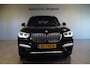 BMW X3 xDrive20i X-Line | LED | Head-Up Display | Panoramadak | Trekhaak |