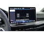 Volkswagen Golf 8.5 1.5 eTSI 150pk DSG R-Line Edition Camera Matrix Led Keyless Virtual Cockpit Stoelverwarming Navigatie