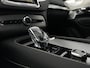 Volvo XC90 T8 Recharge AWD Ultimate Dark / Luchtvering / Trekhaak / Pano. dak / 455 PK / Bowers & Wilkins / 360 camera / Verwarmde stoelen /