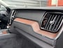 Volvo XC60 T6 Plug-in AWD Ultimate Bright / FULL OPTIONS / Luchtvering / Bowers & Wilkins audiosysteem / Head-Up Display /