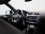Volkswagen Tiguan 1.4 TSI eHybrid R-Line | 150 PK | Automaat | Trekhaak | 360* Camera (Helicopter View) | Black Style | Digital Cockpit PRO | Park Assist | Navigatie | Stoel en Stuurwiel Verwarming