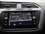 Volkswagen Tiguan 1.4 TSI eHybrid R-Line | 150 PK | Automaat | Trekhaak | 360* Camera (Helicopter View) | Black Style | Digital Cockpit PRO | Park Assist | Navigatie | Stoel en Stuurwiel Verwarming