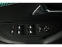 Peugeot 2008 1.2 130 PK Allure Pack | Navigatie via App | Stoelverwarming | Adapt. Cruise Control | Camera | Carplay