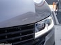 Volkswagen Transporter 2.0 TDI L2H1 28 20 inch lm. lederen bekleding koppejan uitvoering.