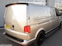 Volkswagen Transporter 2.0 TDI L2H1 28 20 inch lm. lederen bekleding koppejan uitvoering.