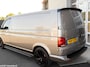 Volkswagen Transporter 2.0 TDI L2H1 28 20 inch lm. lederen bekleding koppejan uitvoering.