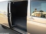 Volkswagen Transporter 2.0 TDI L2H1 28 20 inch lm. lederen bekleding koppejan uitvoering.