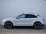 Porsche Macan 2.0 245pk PDK Automaat Schuifdak / Elektrische stoelen/ Sport chrono / Apple carplay